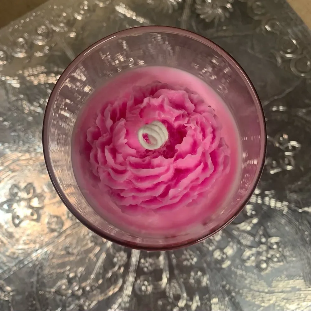 Organic 100% Soy Candle Peonies Love - Picture 2 of 5